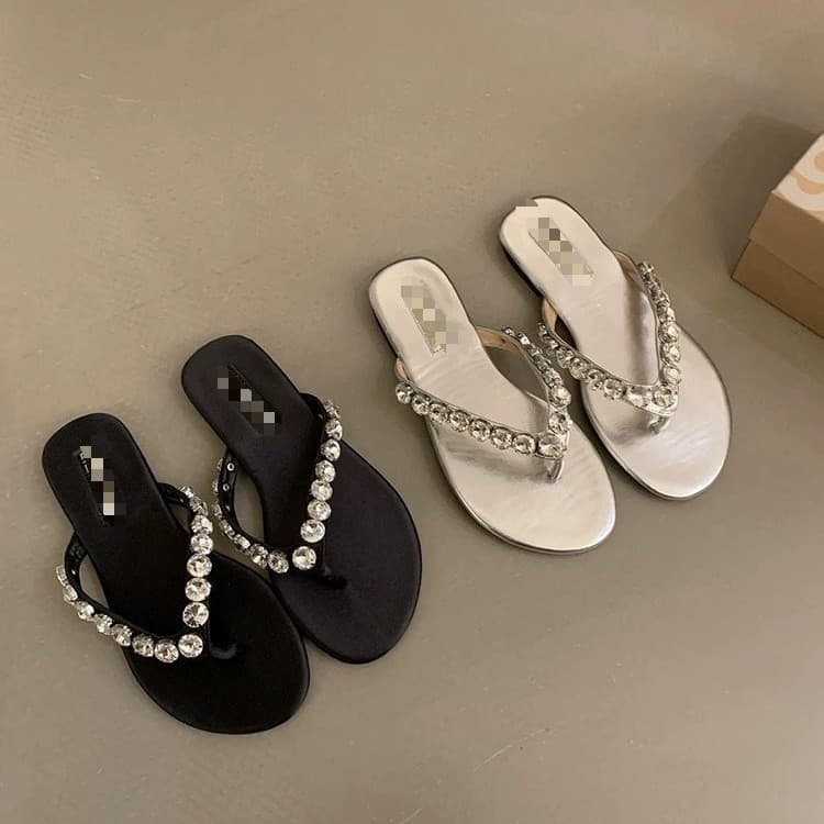 French Rhinestone Silver Flip Flops for Women 2026 Summer New Beach Dress Sandals Fairy Fashion Beach Slippers