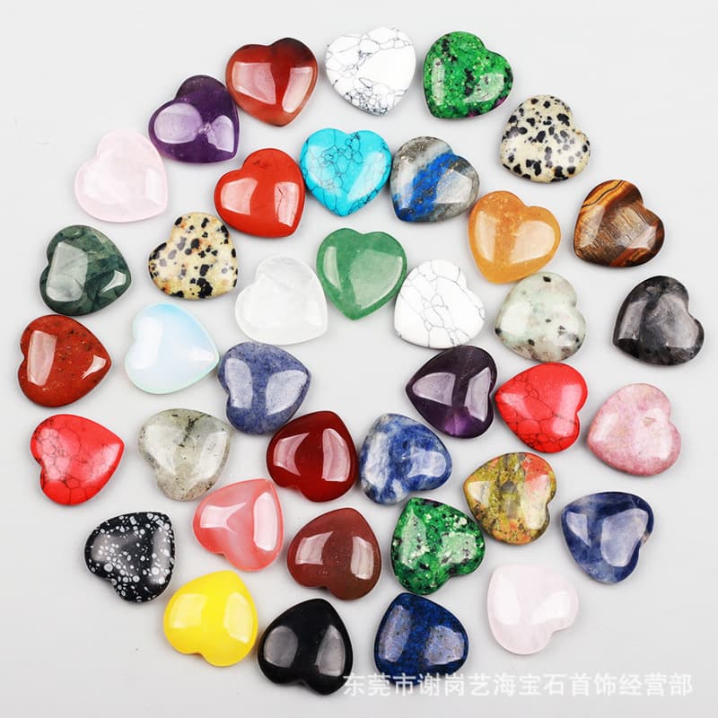 Cross-border Hot Seller Natural Crystal 20mm Heart-shaped Love Natural Stone Ornament Gemstone Wholesale Crystal Rare Stone Jewelry