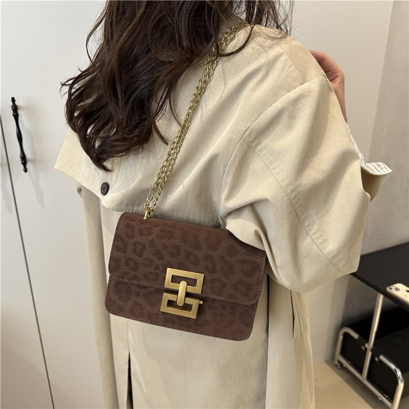 Small bag for women 2025 new autumn and winter cross-border popular lock buckle versatile chain crossbody single shoulder casual small square bag
