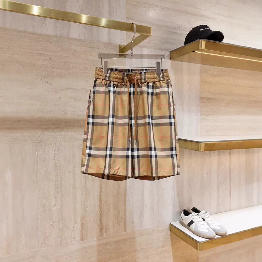 Foreign Trade Trendy Brand Light Luxury Burberry Plaid Men's Shorts Summer Loose Striped Cotton Jacquard Beach Shorts