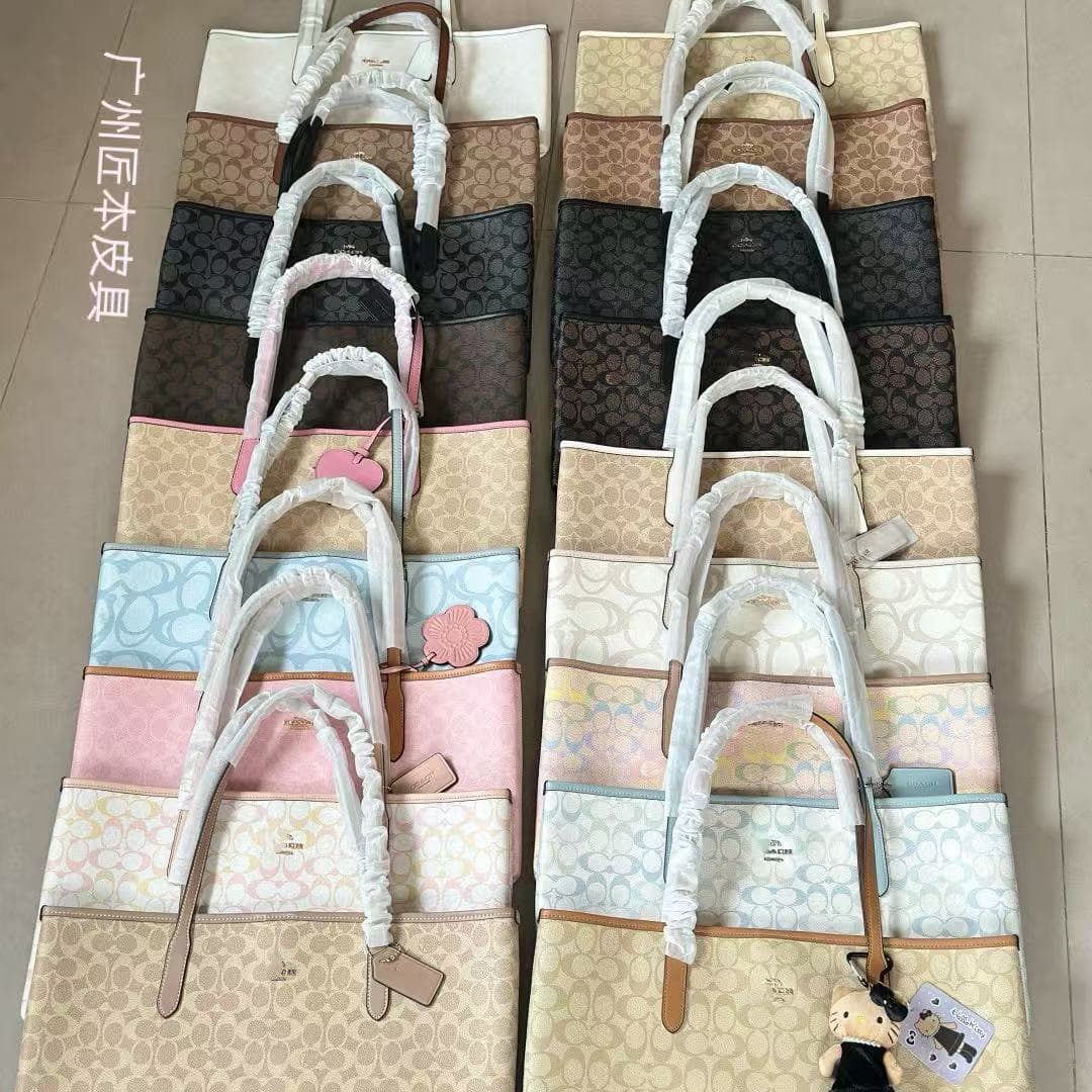 High-Quality city33 Parent-Child Tote Bag Classic Monogram Commuter Shopping Bag Shoulder Large-Capacity Handbag Underarm Bag