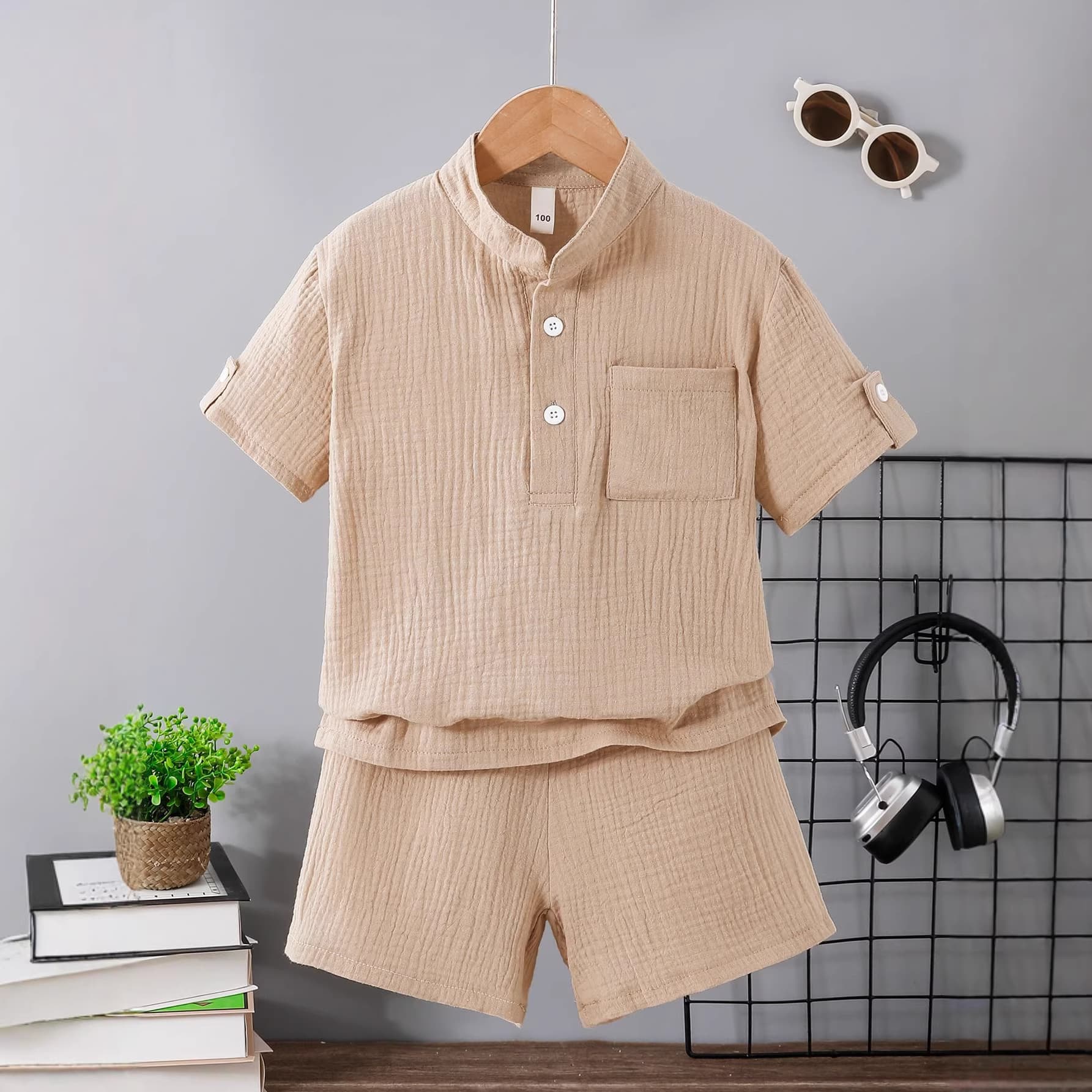 Boys 2026 Summer New Stand Collar Short Sleeve Crinkle Fabric Lightweight Breathable Casual Shorts Kids Set