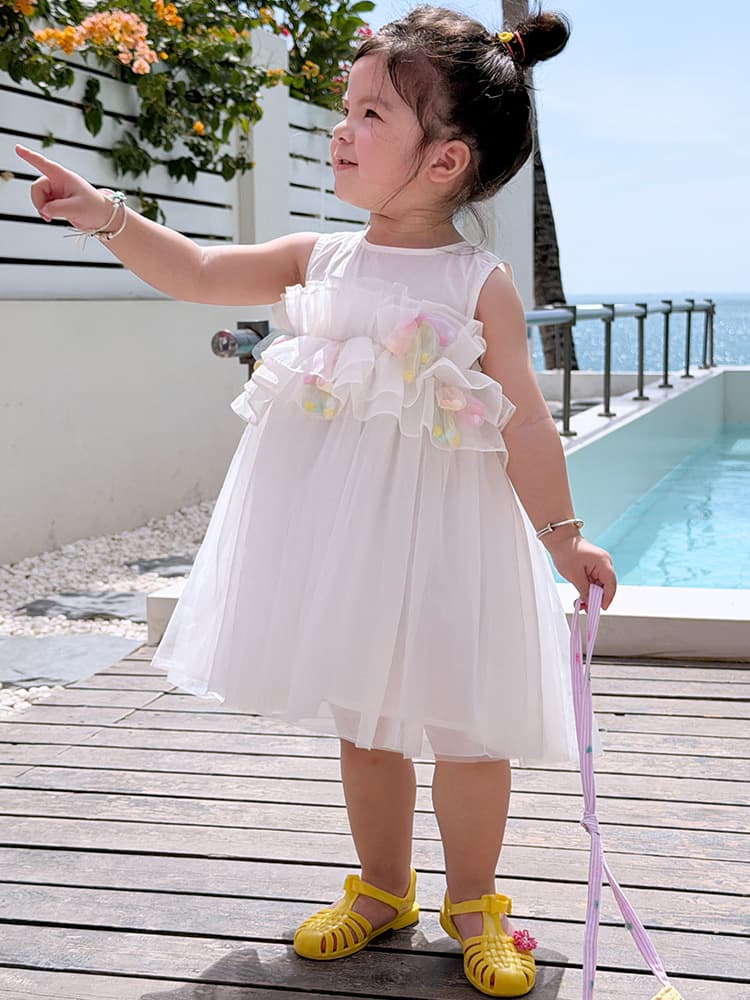 2026 New Style 3D Floral Embellished Girls Princess Dress Summer Baby Dress White Sleeveless Tulle Skirt Wholesale