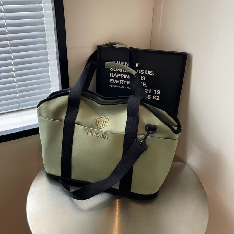 Short Trip Business Carry-On Travel Bag Large Capacity Crossbody Shoulder Gym Bag Lightweight Wet and Dry Separation Maternity Hospital Bag