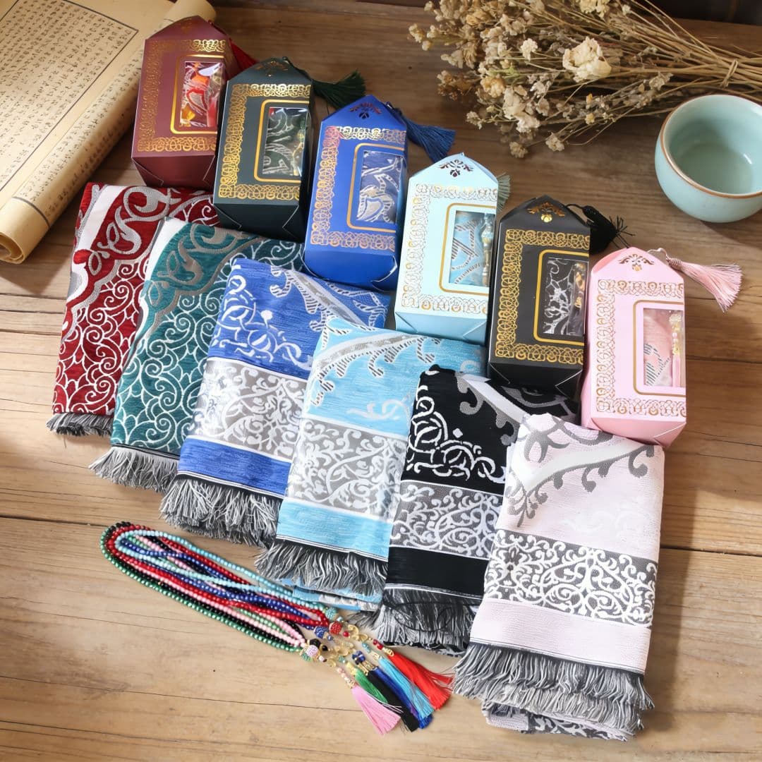 Cross-border Hot Selling Vintage Flame Flower Chenille Prayer Mat Tasbih Gift Box Muslim Holiday Gift