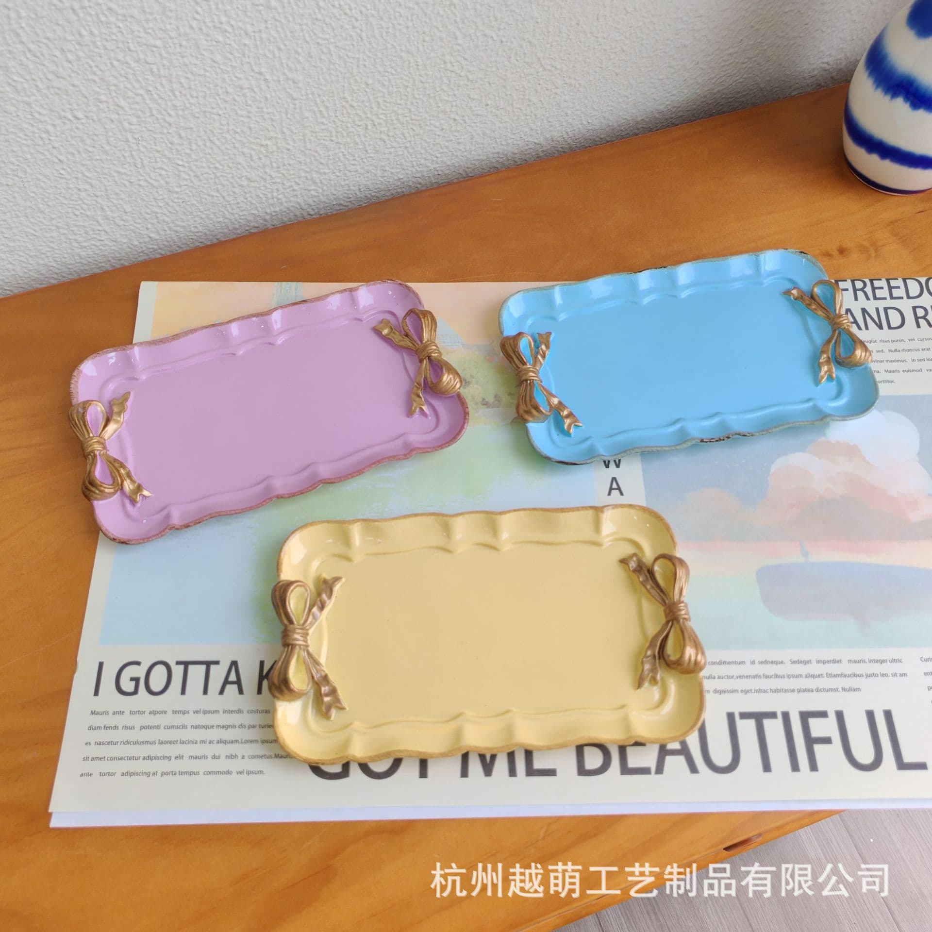Vintage Dessert Plate Pastry Plate Bow Tie Design Resin Home Fruit Decorative Jewelry
