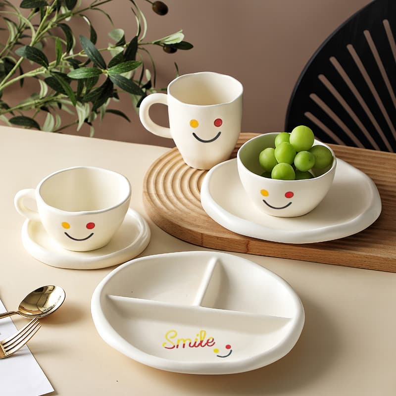 Creative Ceramic Smiley Face Dinnerware Set - Kids' Rice Bowls, Plates, Restaurant & Hotel Tableware Set
