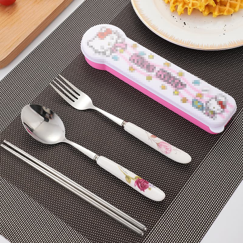Stainless steel portable tableware set with ceramic handles (remark the pattern when ordering, if not, it will be shipped randomly)