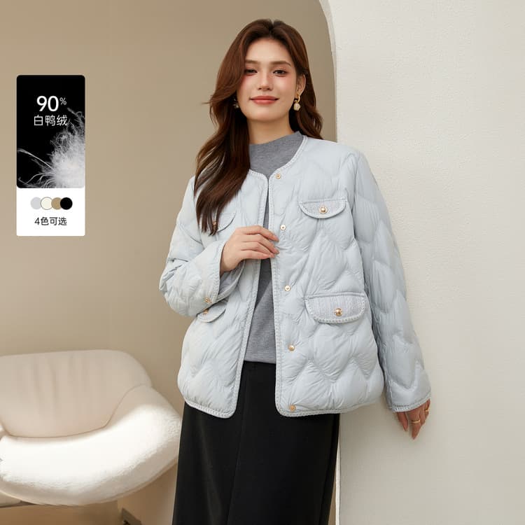 [Fragrant Breeze White Duck Down Jacket] Qianlixiu Plus Size Women's Lightweight Short Warm Jacket, New Winter Style for Curvy Women