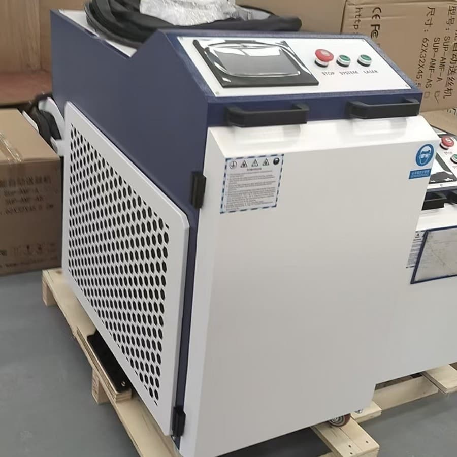 Handheld Laser Welding Machine Rust Remover for Metal Stainless Steel Carbon Steel Galvanized Sheet Cleaning Cutting Laser Welding Machine