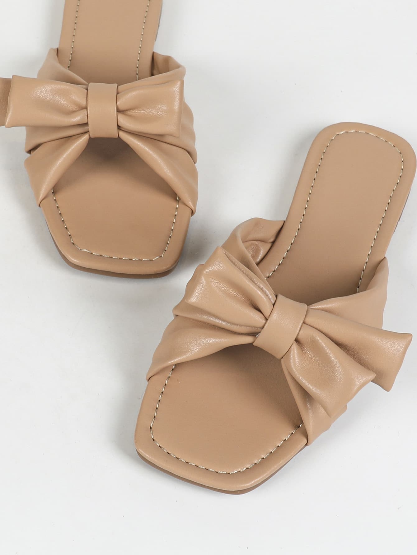 Slip-On Flat Sandals for Women 2026 New Bow Fashion Beach Sandals