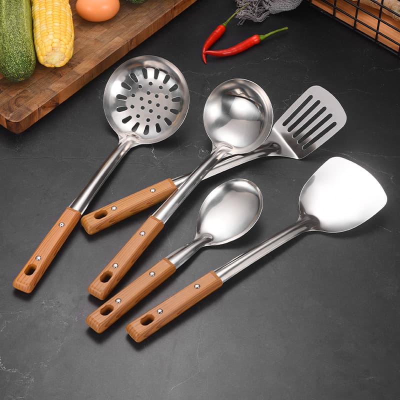 Stainless Steel Kitchen Utensil Set Household Spatula Soup Spoon Slotted Spoon Frying Spatula Solid Wood Handle Thickened Cooking Spatula Kitchen Tool