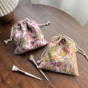 Fresh Drawstring Bag Portable Cosmetic Bag Small Square Bag Toiletry Pouch Inner Liner Handbag Lingerie Bag Fabric Dust Cover