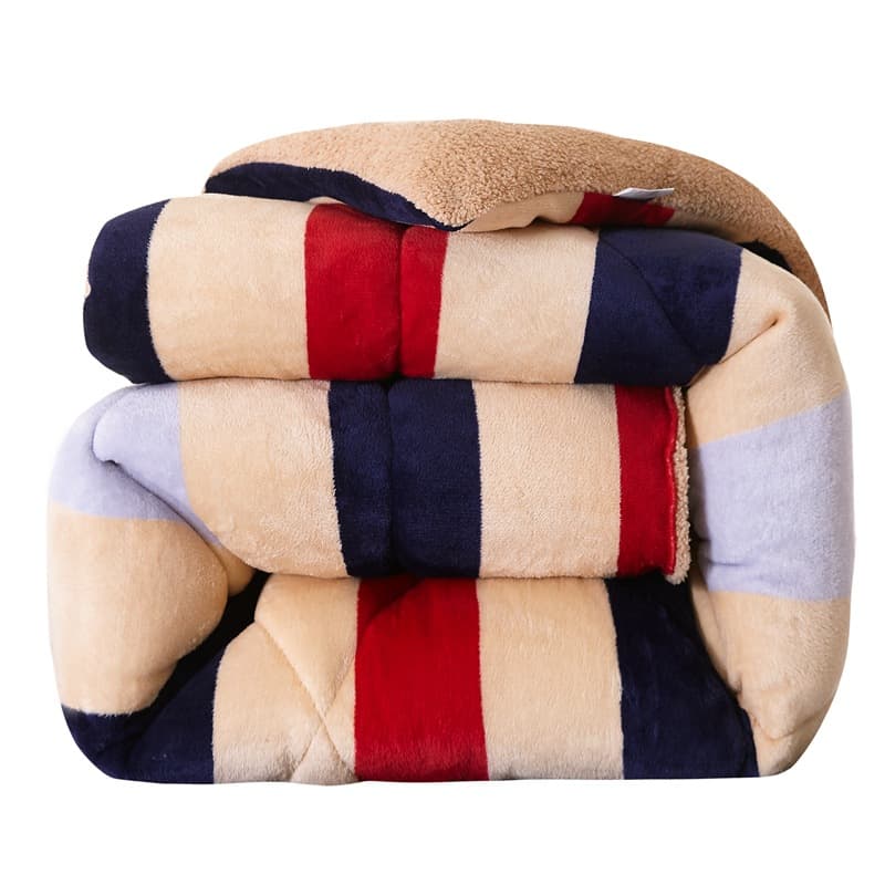 Warm lamb fleece winter quilt, flannel bedding duvet inner, winter dormitory wholesale supply, cross-border factory ready stock with free shipping