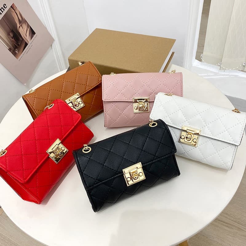 Southeast Asian Fashion Small Square Bag 2023 New Women Bags Classic Embroidered Women's Bag Wholesale