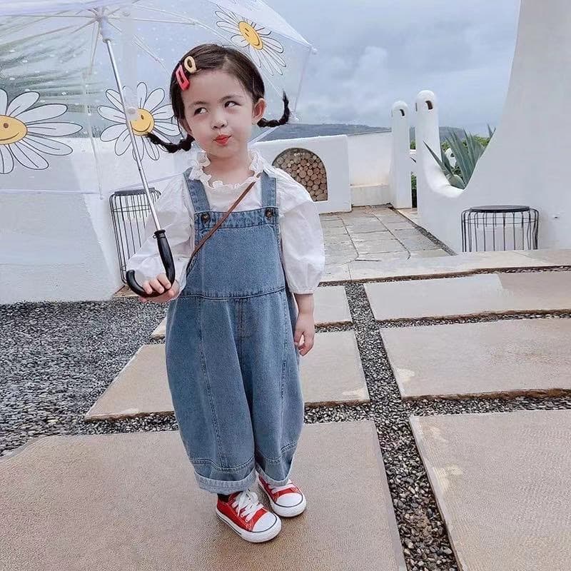 Children's Denim Overalls for Girls Spring Autumn 2026 New Style Casual Pants for Boys and Girls Trendy Jeans