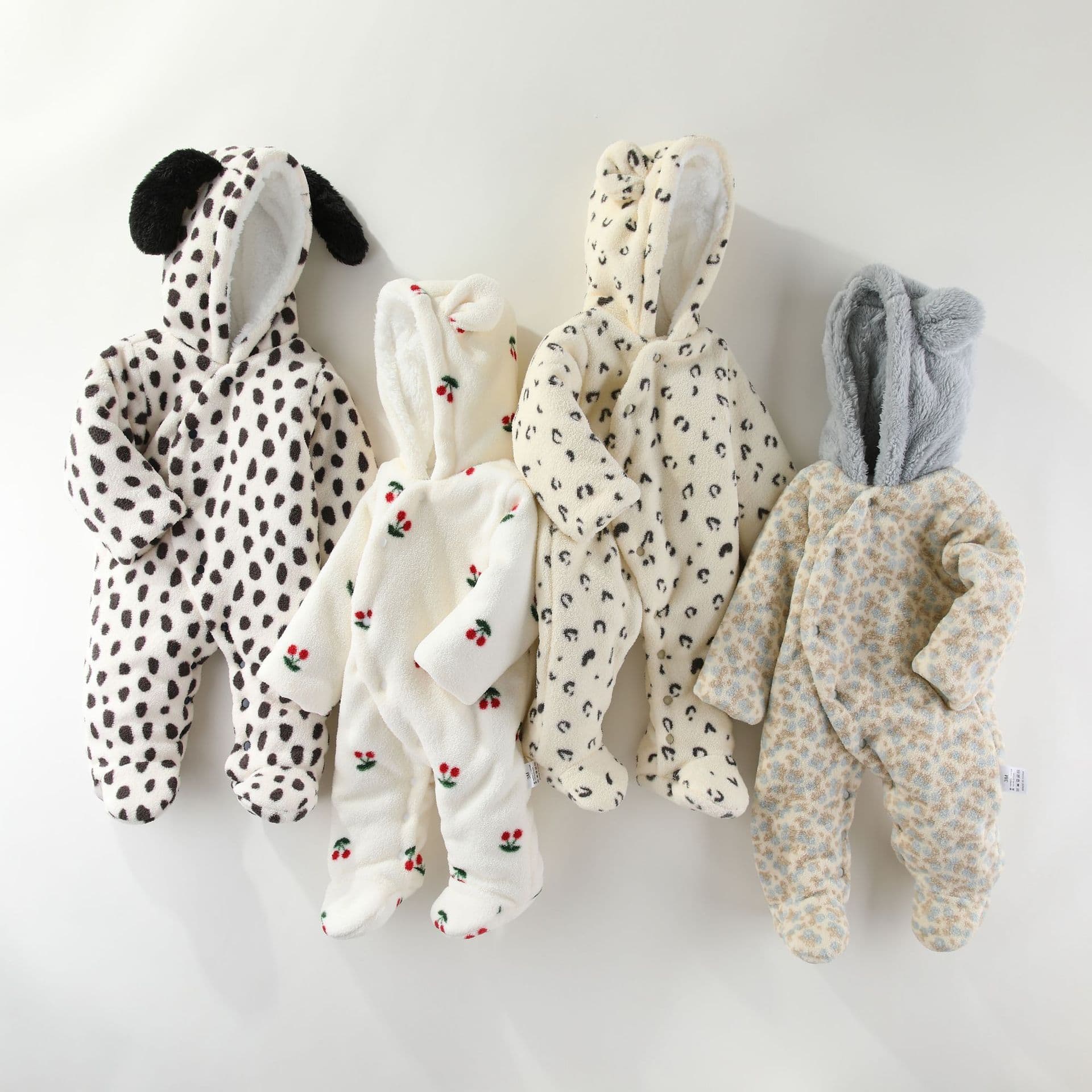 Winter Baby Extra-Large Romper, Warm Thickened Fleece-Lined Hooded Bodysuit for Boys and Girls, Outdoor Wear