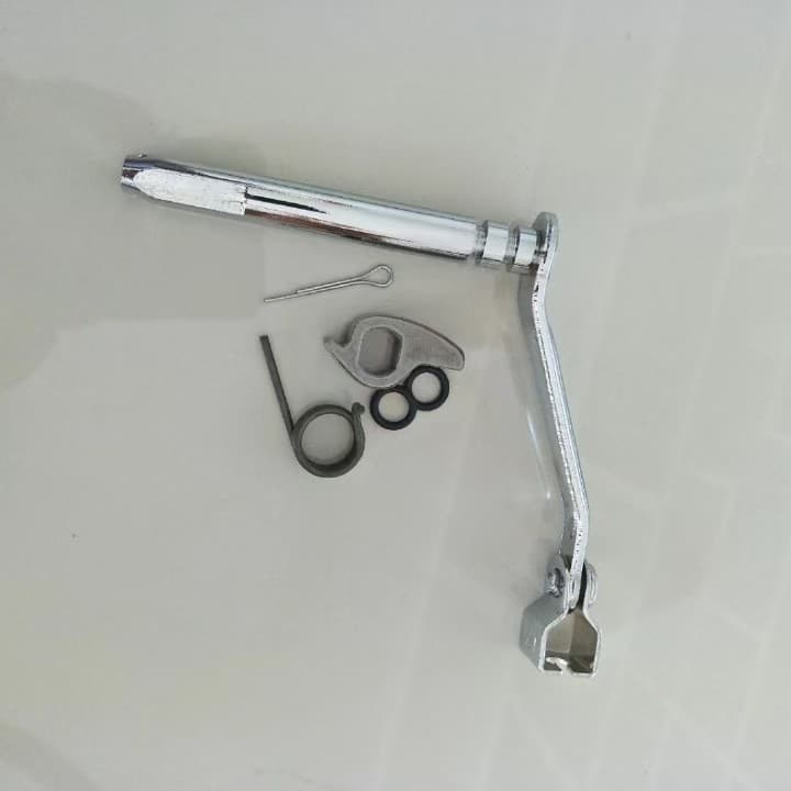Motorcycle Parts Clutch Rocker Arm Lever for Honda CG125/CG150/Zhujiang125 Qianjiang