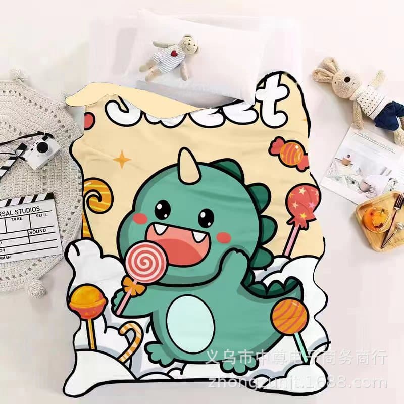 Factory direct sales of summer thin blankets, children's blankets, flannel small blankets, kindergarten nap blankets, cross-border e-commerce.