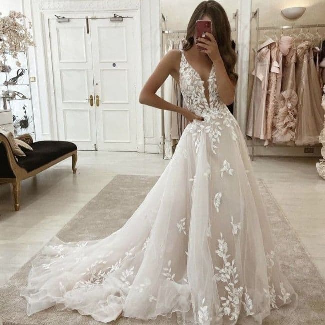 Amazon Cross-border V-Neck Strapless Light Wedding Dress European and American Export Small Train Outgoing Dress Bride Wedding Welcome Dress Women