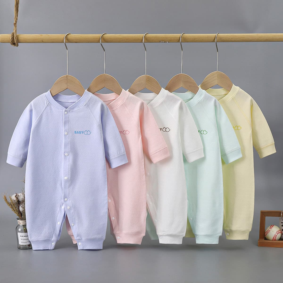 Baby Spring and Autumn Cotton Seamless Long-Sleeve Romper for Newborn Boys and Girls, Baby Bodysuit Spring Outfit