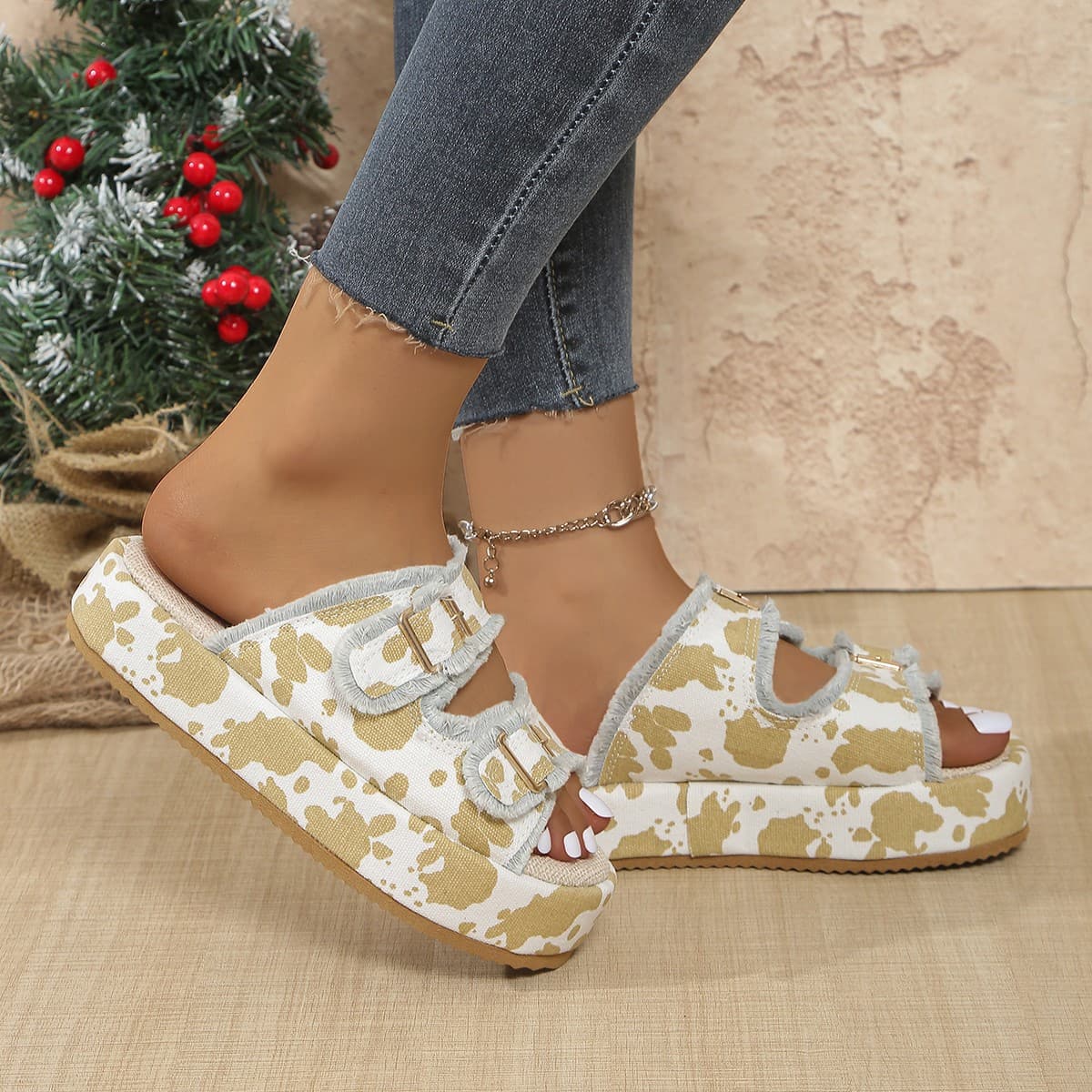 Foreign Trade Plus Size Low-Heel Denim Belt Buckle Slip-On Slippers Women's Summer 2024 New Thick Slippers