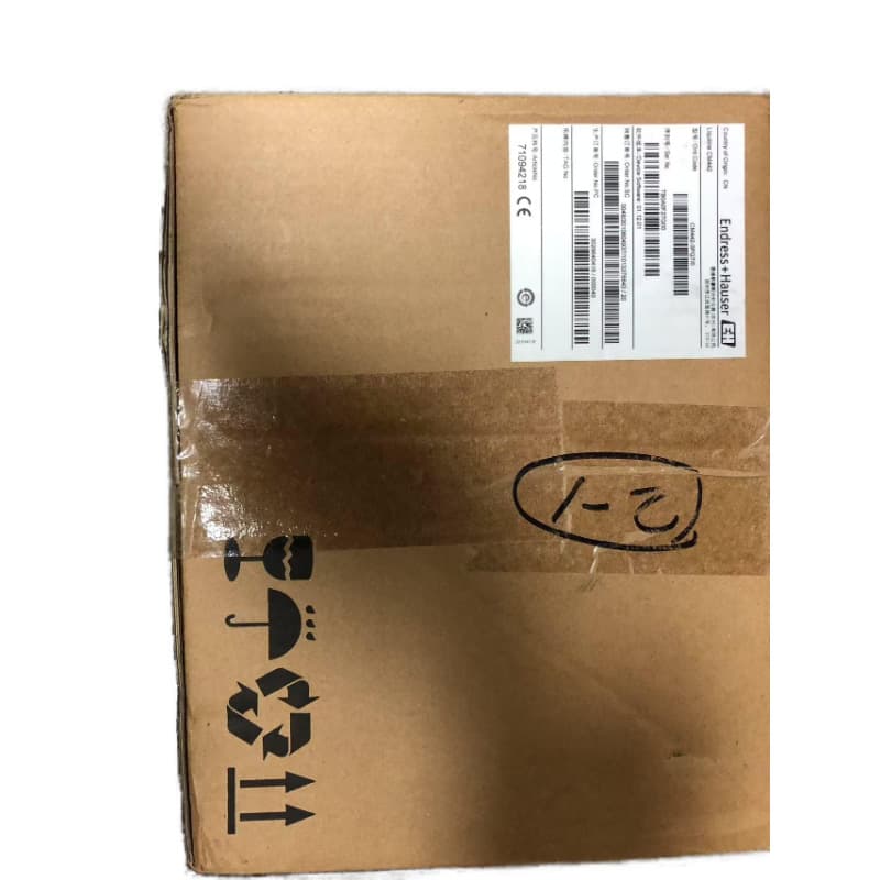 E+H Endress+Hauser Cm442-Aam1A2F010A+Ak Transmitter Cm442-3Pq7/0 High Precision