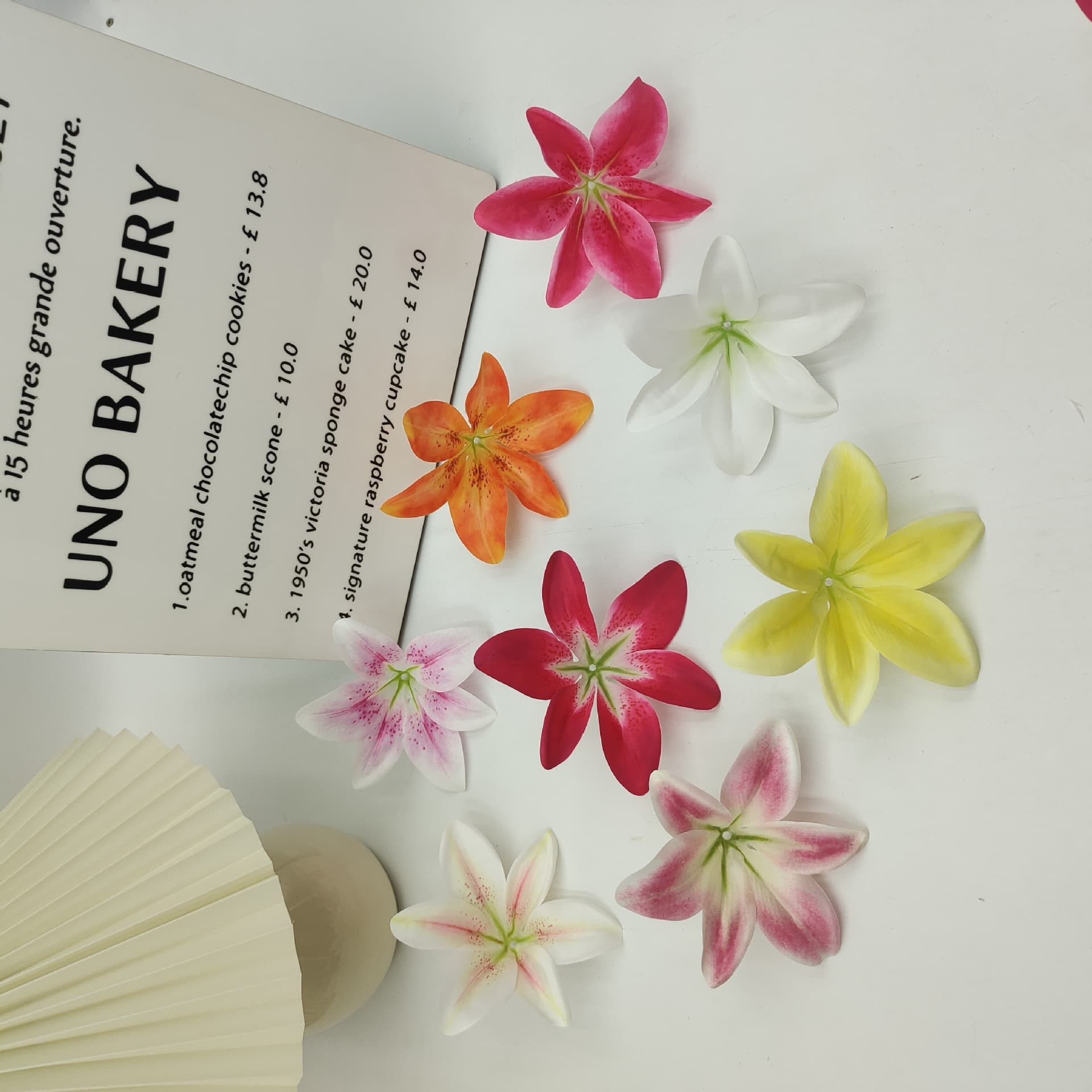 Source Factory Artificial Flowers Cross-Border Preferred Fake Flowers Sandan Lily Flower Shoe Flower Hat Flower Head Flower Decoration Artificial Flowers