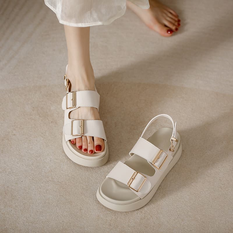 Women's Height-Increasing Thick-Soled Sandals for Summer 2026, New Non-Slip Slippers for Small Sizes 32 33 34