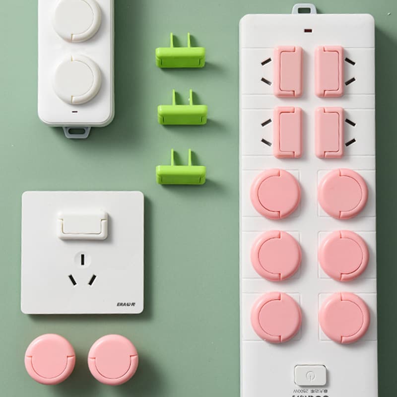 Enlarged Three-Phase Two-Phase Anti-Shock Safety Socket Protector with Handle Domestic Power Outlet Cover Child Safety