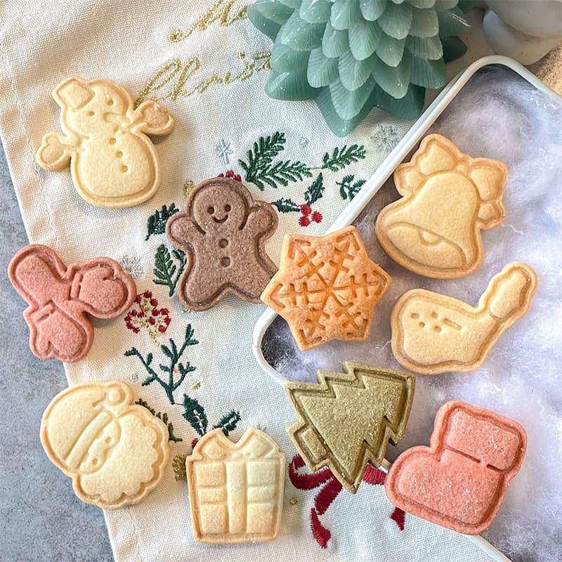 Christmas Gingerbread Man Cookie Mold Mini Small Christmas Tree Snowman Bell Roast Chicken Leg Fondant Baking Tool