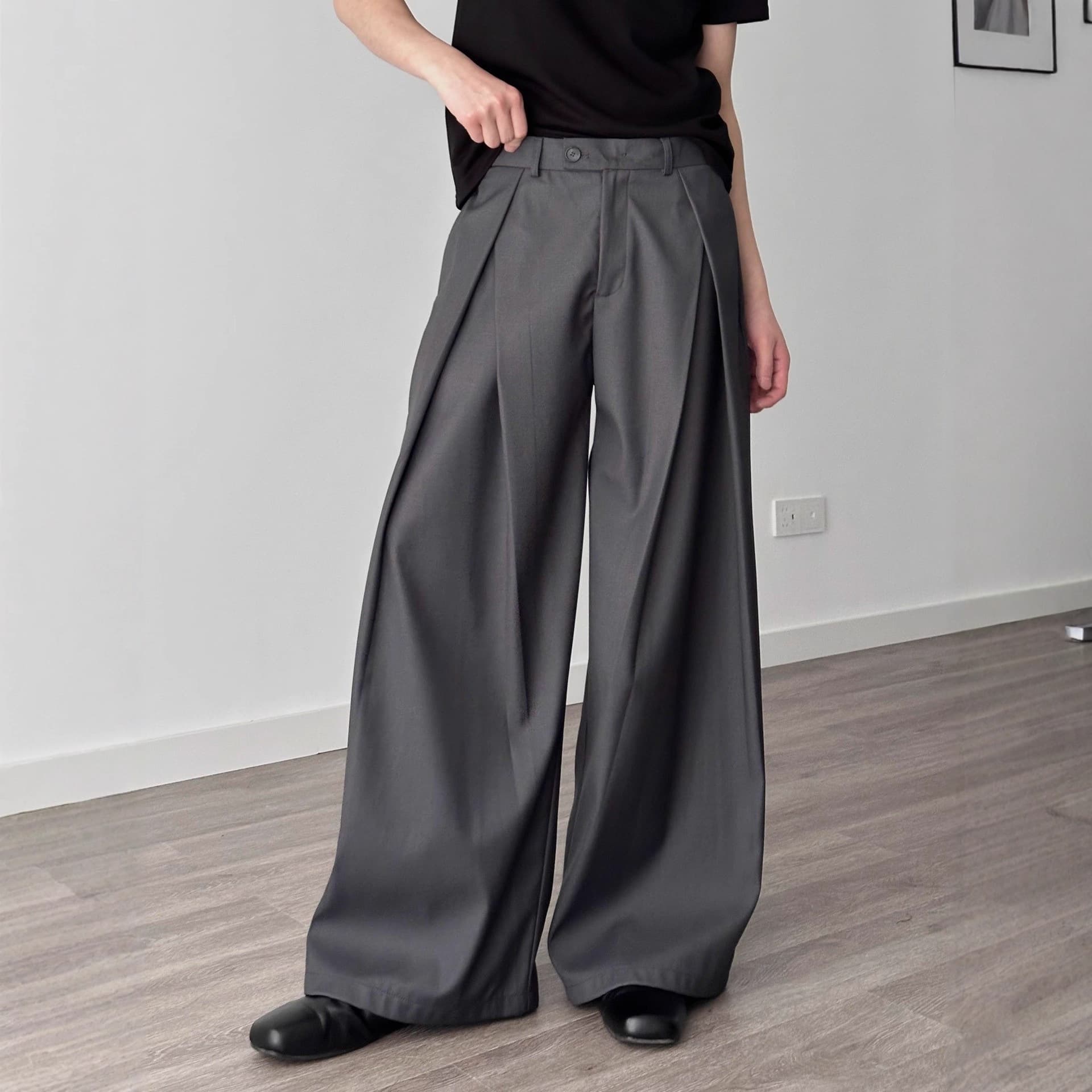 Three-Dimensional Pleated Wide-Leg Pants A-Line Silhouette Casual Pants for Men, New Summer Design, Loose and Drapey Floor-Length Trousers