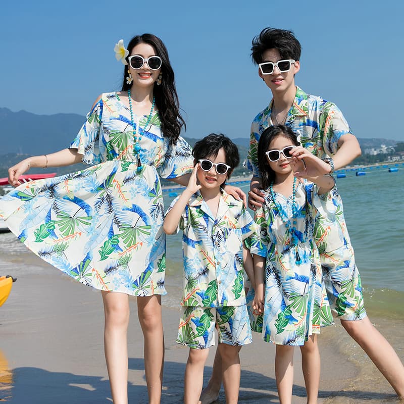 Family Camping Matching Outfits: Father-Son Shirts and Island Suit Sets, Stylish Mother-Daughter Beach Dresses for Sanya Vacation