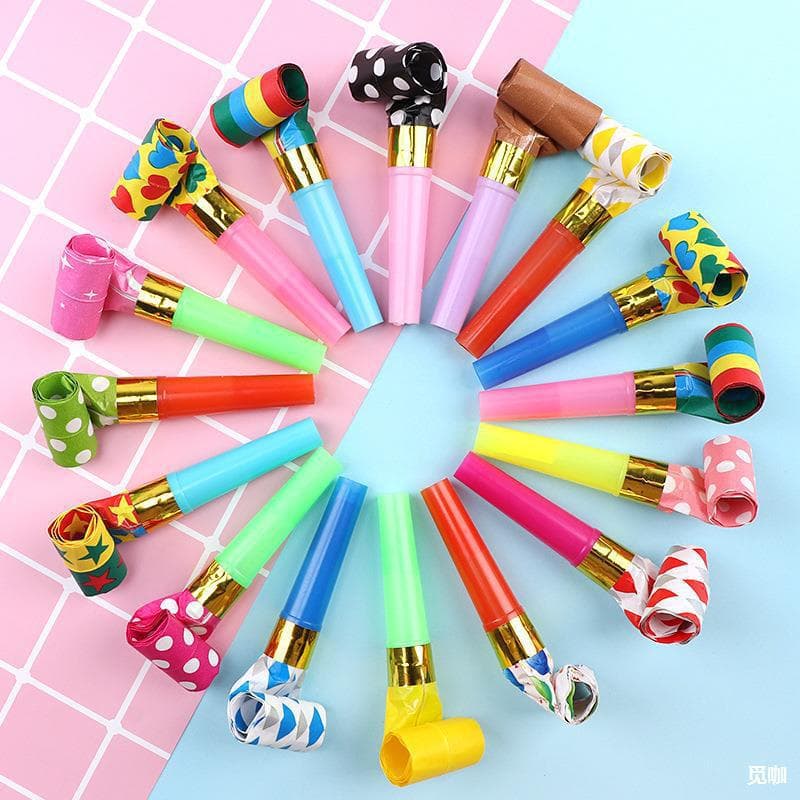Manufacturer wholesale of blowout dragon whistles for cheerleading, birthday parties, long-nose whistles, and festive cheering props