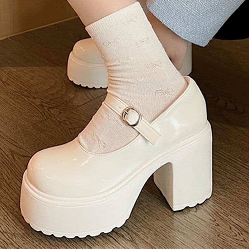 Versatile High Heels for Women 2023 Autumn New Arrival Japanese Style Skirt Uniform British College Platform Sole with White Socks