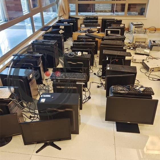 Long-term recycling of old office computers, printers, and electronic equipment in various districts of Beijing, with on-site service and waste recycling.