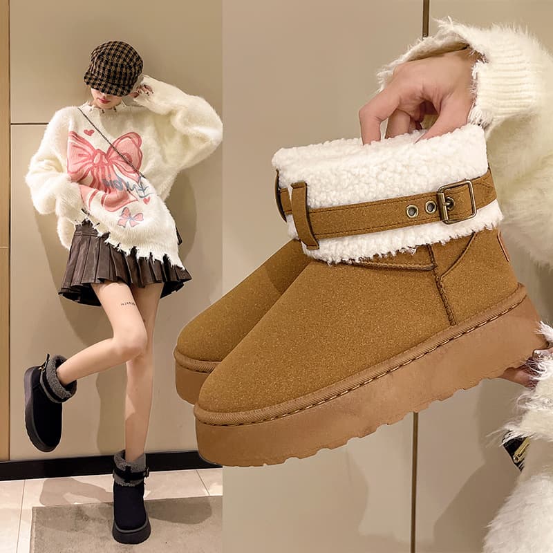 Women's Snow Boots with Fleece Lining, Thickened 2025 New Winter Style, Platform Thick Sole, Warm Short Boots, Trendy Northeast Cotton Shoes