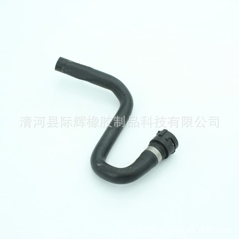 Suitable for Volvo car radiator cooling water pipe 31202745
