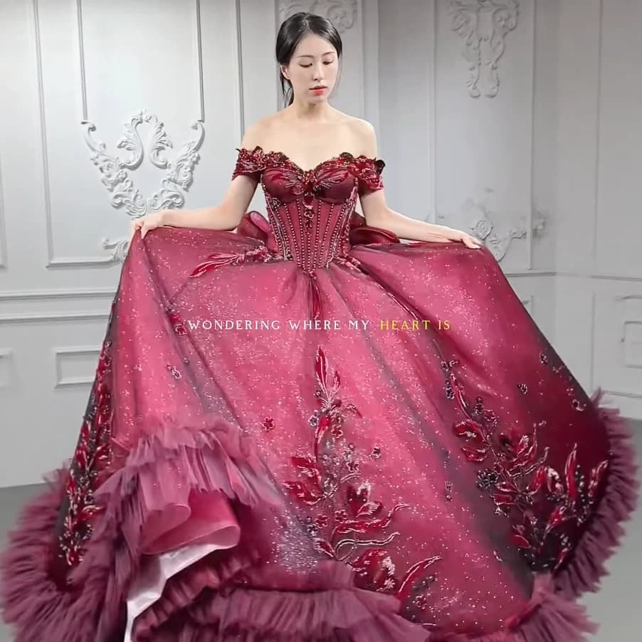 Retro burgundy sparkling gauze palace evening dress one-shoulder three-dimensional embroidered large swing skirt dinner annual meeting heavy industry tufted gauze