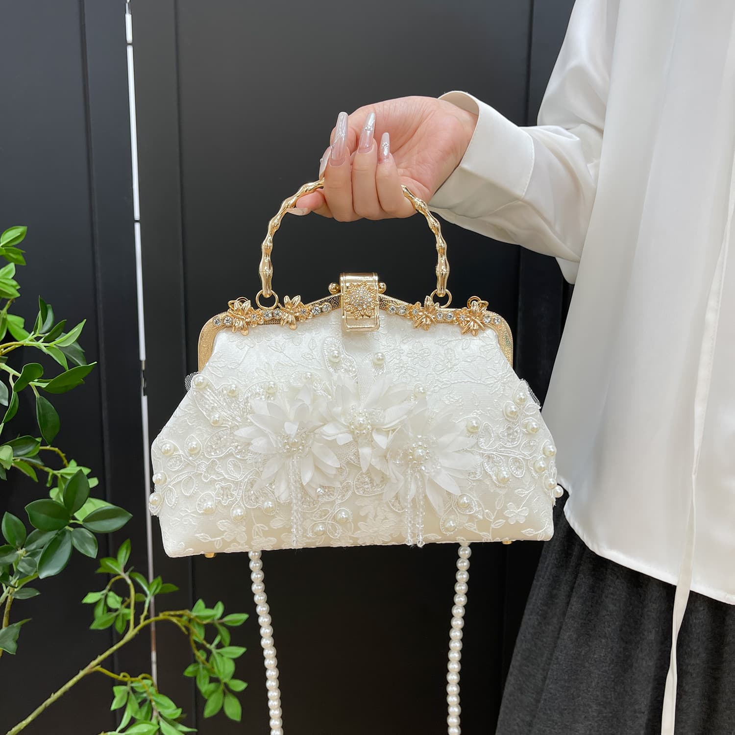 Pearl Embroidered Handbag, Cheongsam Banquet Clutch Bag, Chain Bag, Embroidered Bead Bag, Shoulder Bag, Pearl Chain Bag