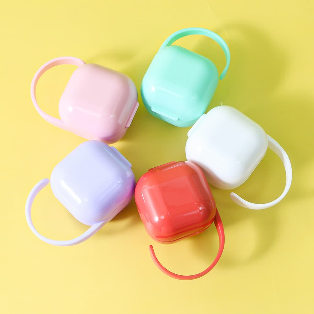 Plastic baby pacifier container, travel storage pacifier box