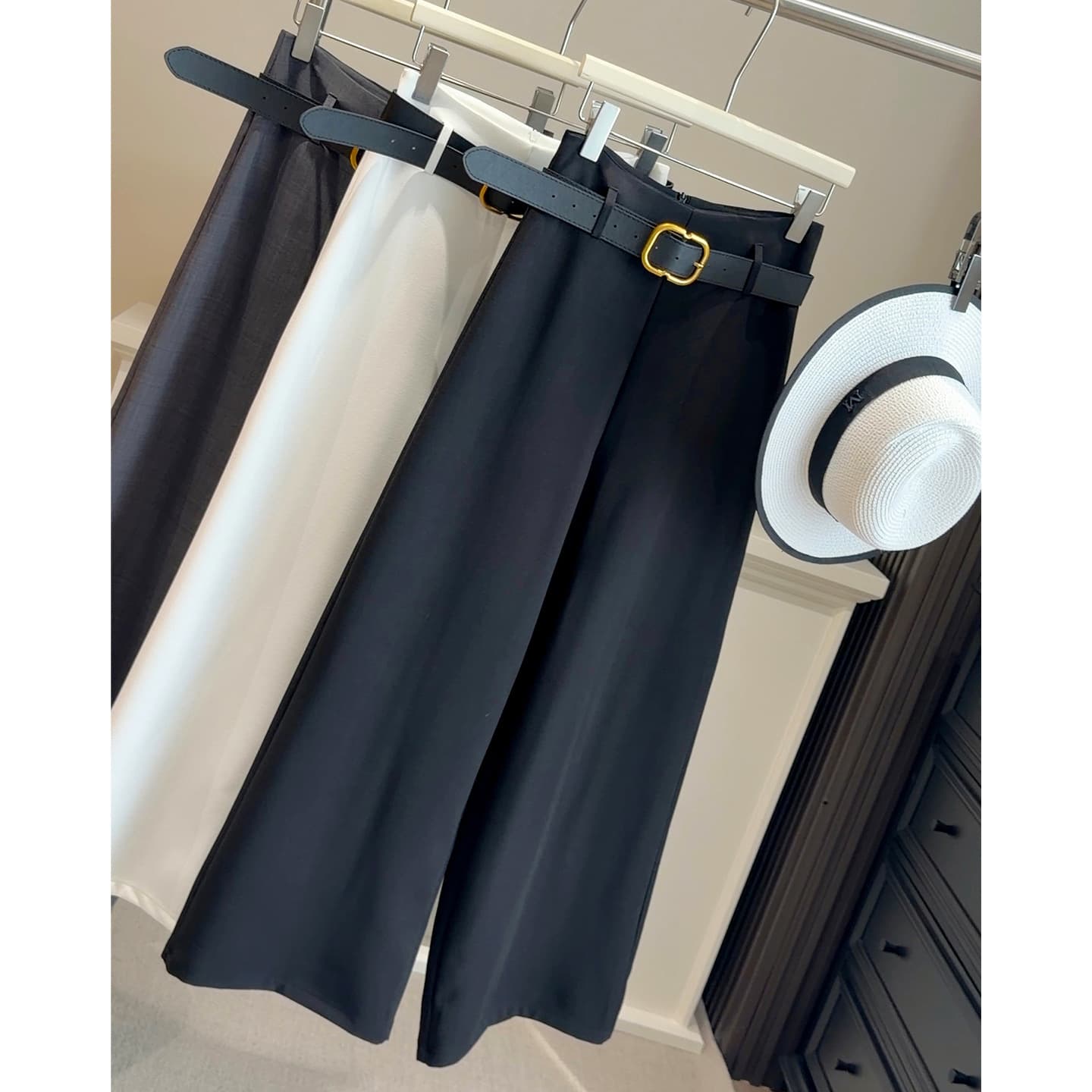 Invisible Back Zipper High-Waist Suit Wide-Leg Pants for Women Spring 2026 New Black Slimming Versatile Flowing Straight Pants