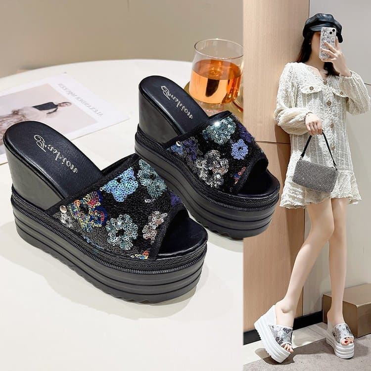 Cross-border Trade 2025 Summer New Korean Style Fashion Wedge Thick Sole Casual Women's Sequined Sexy Sandals Slippers