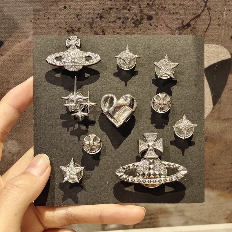 Vintage Retro Croc Charms Pearl Bunny Bear Planet Rhinestone Electroplated Bronze Croc Charms