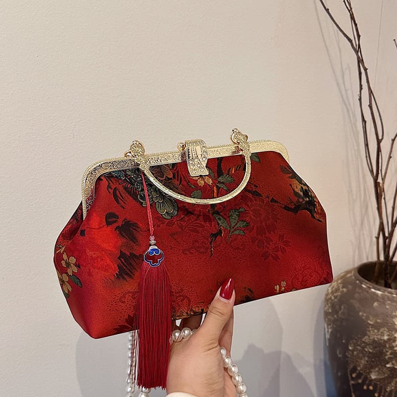 Cross-border factory Chinese style silk surface temperament ancient style literary cheongsam bag portable clip top pearl cross-body shoulder bag