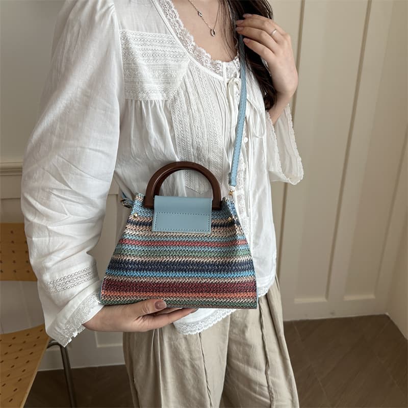 Fashionable Casual Personalized Single-Shoulder Crossbody Bag Textured Minimalist Bag 2026 Spring New Niche Women's Small Square Bag
