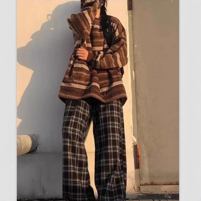 Autumn Winter Plus Size Women's Clothing, Chubby Sister Vintage Lazy Style Striped Woolen Loose Pocket Round Neck Sweater Fleece