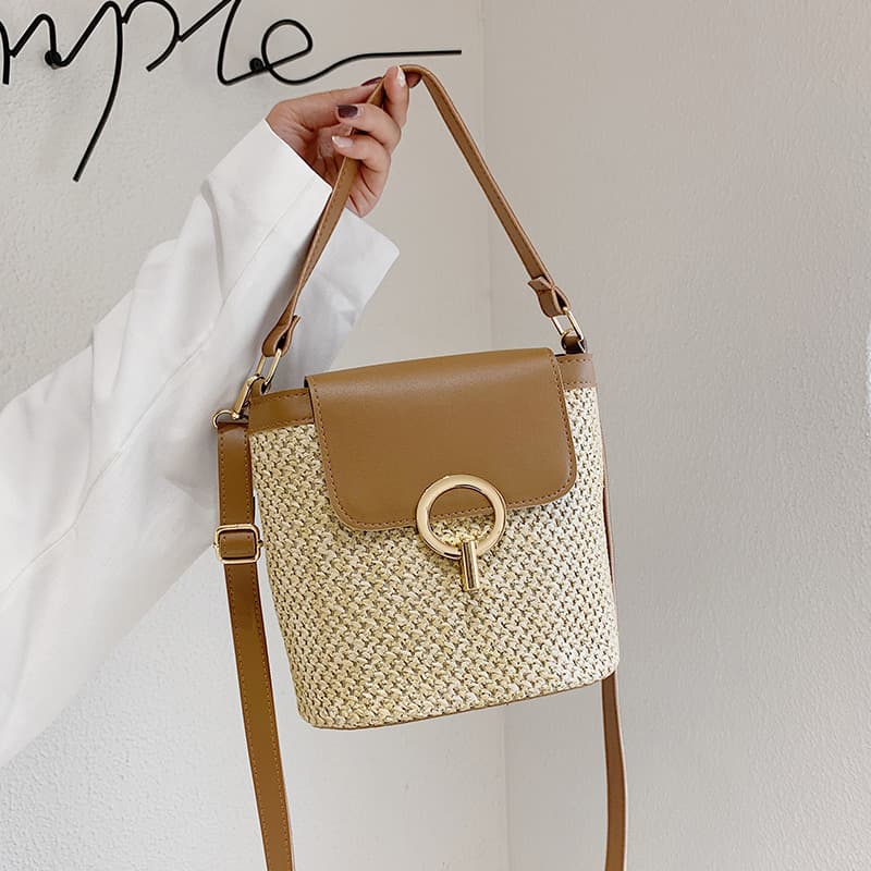 2026 new summer style crossbody woven large-capacity straw bag bag 100 shoulder handbag bag rattan bucket female bag