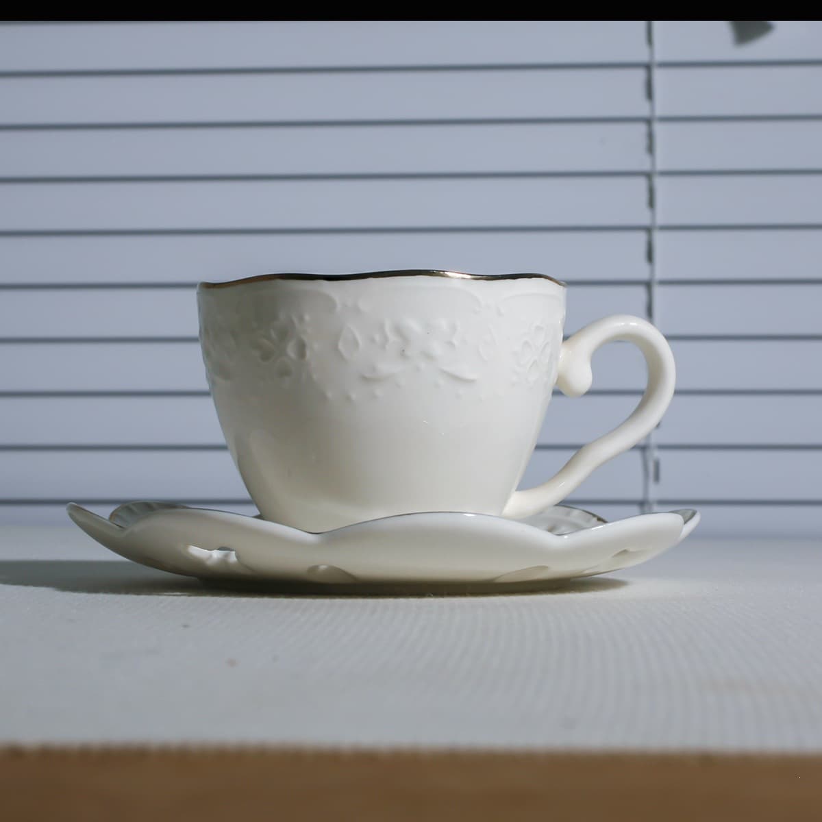 Coffee Cup Ceramic Latte Coffee Cup Saucer Set Hand-Pinched Creative Ceramic Cup Saucer Latte 180ml Small Cup Saucer