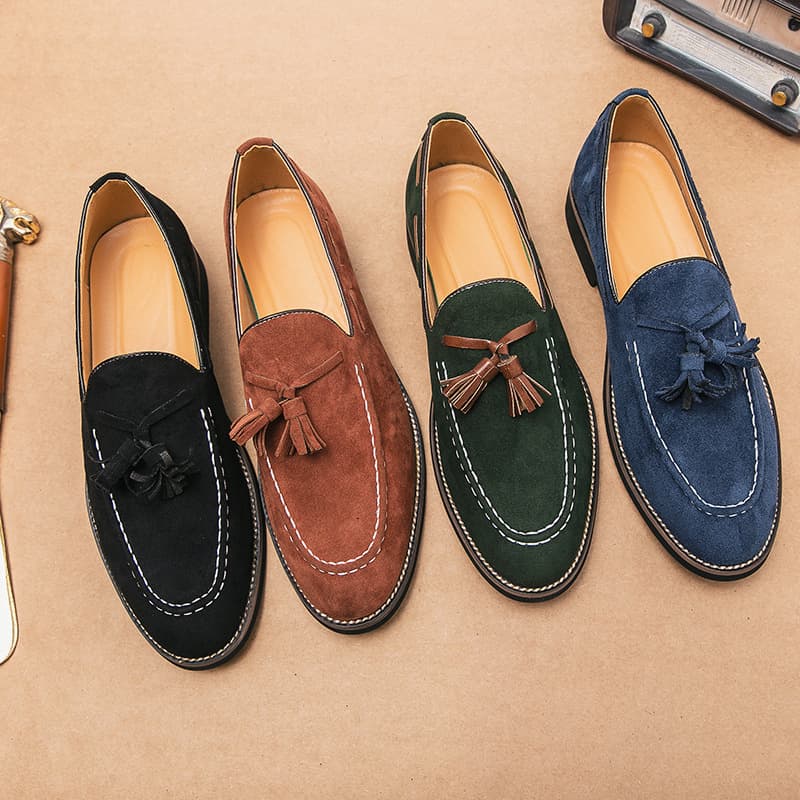 2026 Loafers Men Korean Trendy British Tassel Pointed Toe Suede Driving Shoes Slip-on Leather Shoes